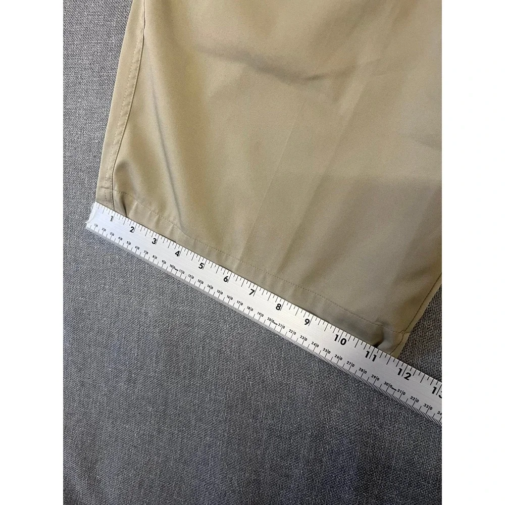 Nike Golf Men Khaki Tan Flat Front Performance Shorts Size 36 Embroidered Swoosh